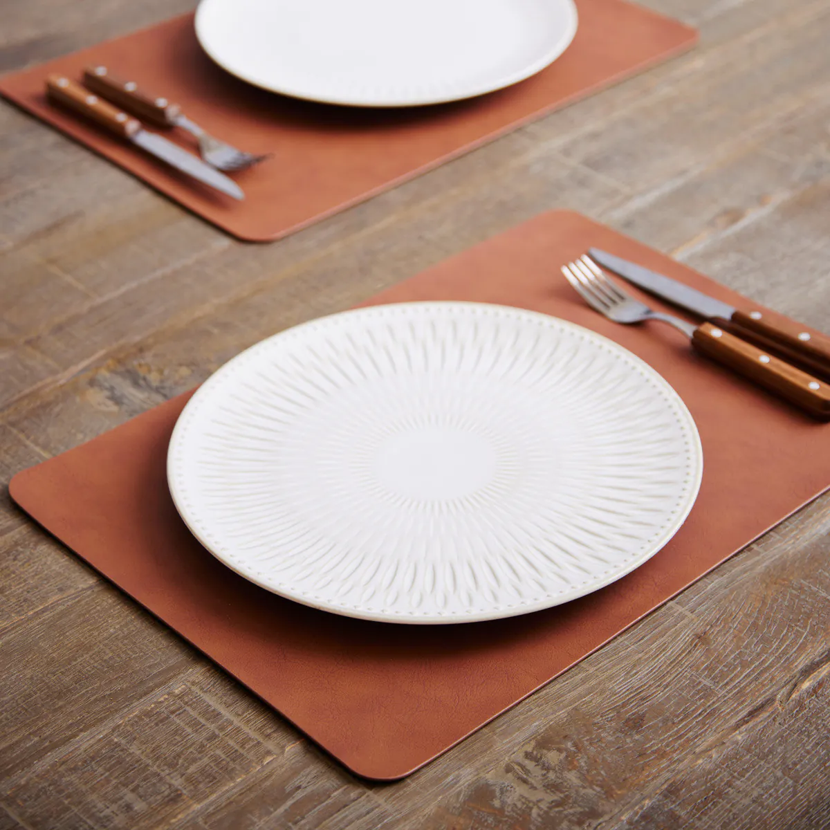 Leather Placemat – Premium Table Mats for Restaurants & Hospitality