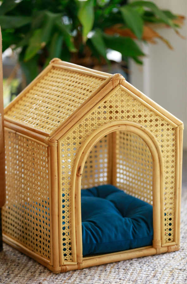 Premium Rattan Pet House – Elegant Design for Boutique Hotels & Resorts