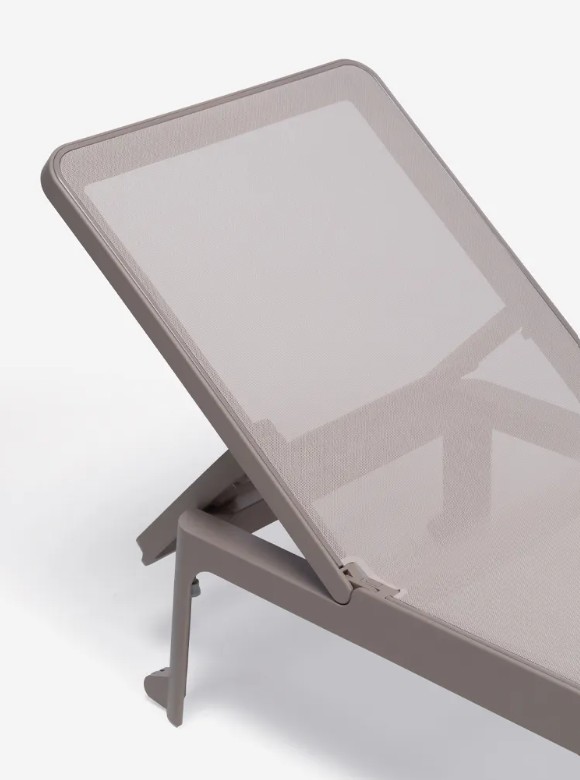 Adjustable Backrest Detail of Pool Sun Lounger